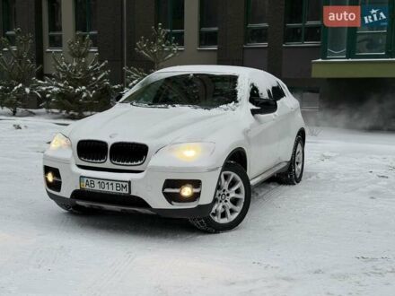 Белый БМВ Х6, объемом двигателя 4.4 л и пробегом 100 тыс. км за 10999 $, фото 1 на Automoto.ua