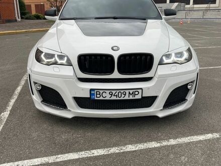 Белый БМВ Х6, объемом двигателя 4.39 л и пробегом 145 тыс. км за 16500 $, фото 1 на Automoto.ua