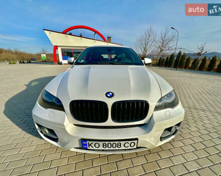 Белый БМВ Х6, объемом двигателя 2.93 л и пробегом 279 тыс. км за 18200 $, фото 1 на Automoto.ua