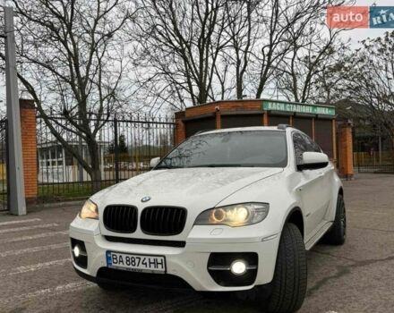 Белый БМВ Х6, объемом двигателя 2.98 л и пробегом 160 тыс. км за 15000 $, фото 1 на Automoto.ua