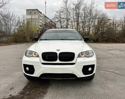 Білий БМВ Х6, об'ємом двигуна 4.4 л та пробігом 170 тис. км за 16500 $, фото 1 на Automoto.ua