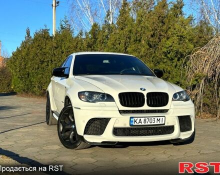 Белый БМВ Х6, объемом двигателя 4.4 л и пробегом 170 тыс. км за 19500 $, фото 1 на Automoto.ua