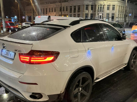 Білий БМВ Х6, об'ємом двигуна 2.98 л та пробігом 155 тис. км за 15900 $, фото 1 на Automoto.ua