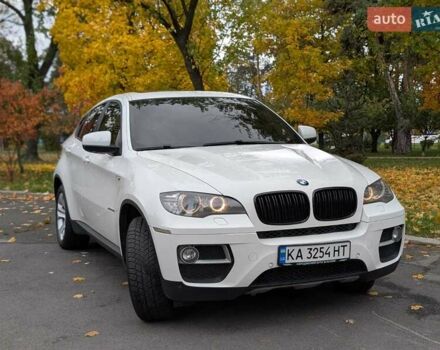 БМВ Х6 2012 в Киеве на Automoto.ua Белый БМВ Х6, объемом двигателя 3 л и пробегом 149 тыс. км за 17500 $, фото 1 на Automoto.ua