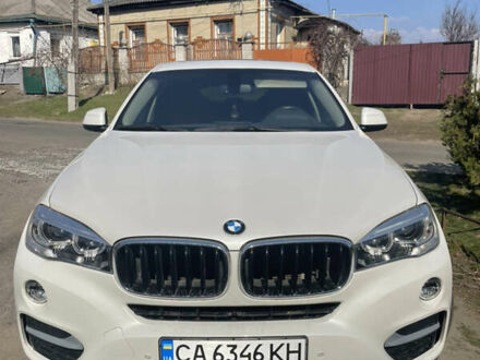 БМВ Х6 2015 в Золотоноше на Automoto.ua Белый БМВ Х6, объемом двигателя 2.98 л и пробегом 122 тыс. км за 29900 $, фото 1 на Automoto.ua