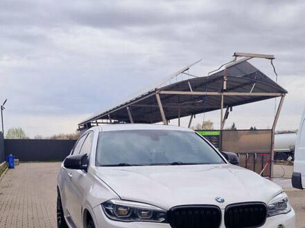 Білий БМВ Х6, об'ємом двигуна 2.98 л та пробігом 142 тис. км за 28999 $, фото 1 на Automoto.ua