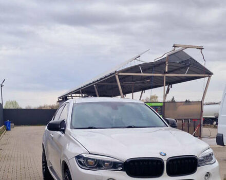 Белый БМВ Х6, объемом двигателя 2.98 л и пробегом 142 тыс. км за 28999 $, фото 1 на Automoto.ua