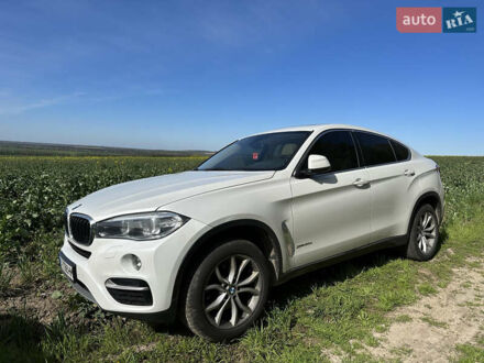 БМВ Х6 2016 в Киеве на Automoto.ua Белый БМВ Х6, объемом двигателя 2.98 л и пробегом 150 тыс. км за 37000 $, фото 1 на Automoto.ua