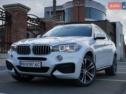 Белый БМВ Х6, объемом двигателя 2.99 л и пробегом 141 тыс. км за 39600 $, фото 1 на Automoto.ua