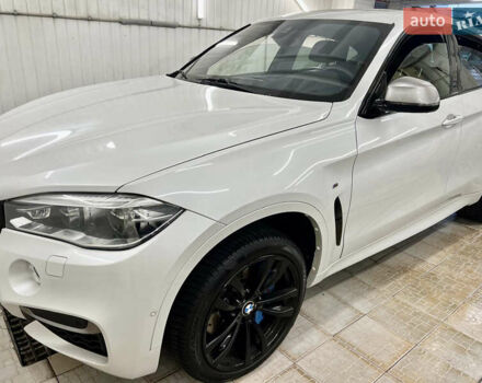Белый БМВ Х6, объемом двигателя 2.99 л и пробегом 96 тыс. км за 49800 $, фото 1 на Automoto.ua