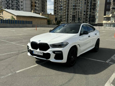 БМВ Х6 2020 у Києві на Automoto.ua Білий БМВ Х6, об'ємом двигуна 2.99 л та пробігом 99 тис. км за 78800 $, фото 1 на Automoto.ua