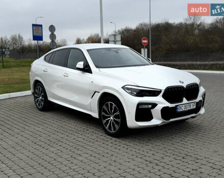 Белый БМВ Х6, объемом двигателя 2.99 л и пробегом 166 тыс. км за 72000 $, фото 1 на Automoto.ua