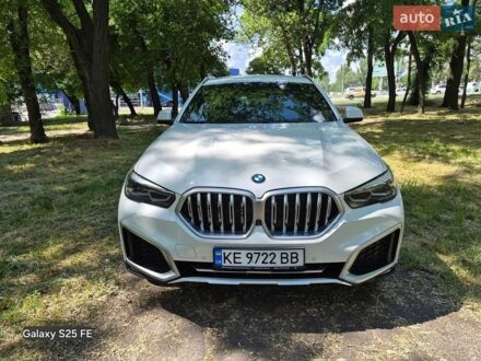 Белый БМВ Х6, объемом двигателя 3 л и пробегом 62 тыс. км за 65000 $, фото 1 на Automoto.ua