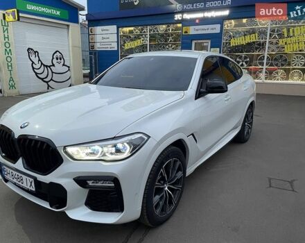 Белый БМВ Х6, объемом двигателя 3 л и пробегом 57 тыс. км за 73000 $, фото 1 на Automoto.ua