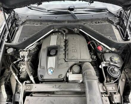 Чорний БМВ Х6, об'ємом двигуна 2.98 л та пробігом 210 тис. км за 11500 $, фото 43 на Automoto.ua