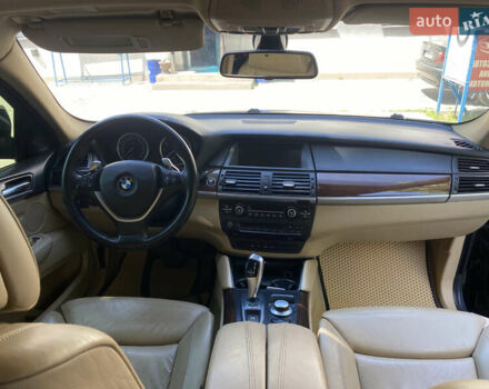 Черный БМВ Х6, объемом двигателя 4.39 л и пробегом 223 тыс. км за 13500 $, фото 9 на Automoto.ua