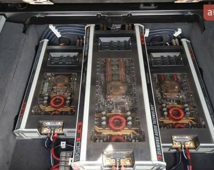 Черный БМВ Х6, объемом двигателя 4.4 л и пробегом 150 тыс. км за 20000 $, фото 11 на Automoto.ua