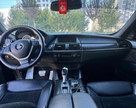 Чорний БМВ Х6, об'ємом двигуна 3 л та пробігом 222 тис. км за 16000 $, фото 5 на Automoto.ua