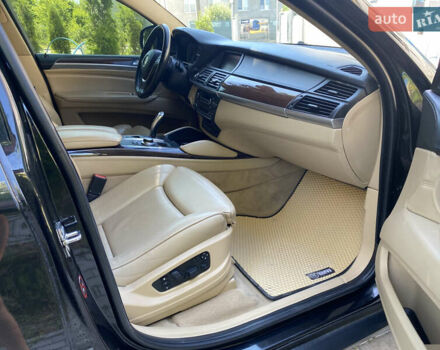 Черный БМВ Х6, объемом двигателя 4.39 л и пробегом 223 тыс. км за 13500 $, фото 7 на Automoto.ua