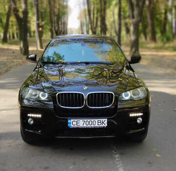 Чорний БМВ Х6, об'ємом двигуна 2.99 л та пробігом 180 тис. км за 13000 $, фото 5 на Automoto.ua