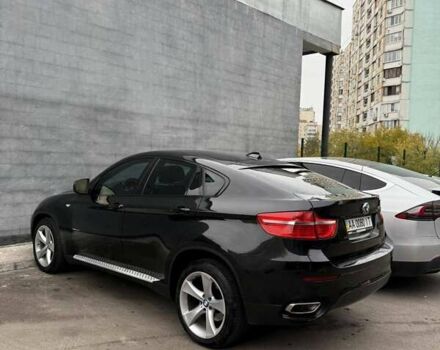 Черный БМВ Х6, объемом двигателя 4.4 л и пробегом 215 тыс. км за 12500 $, фото 1 на Automoto.ua