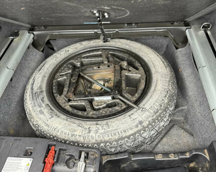 Черный БМВ Х6, объемом двигателя 4.4 л и пробегом 215 тыс. км за 15000 $, фото 4 на Automoto.ua