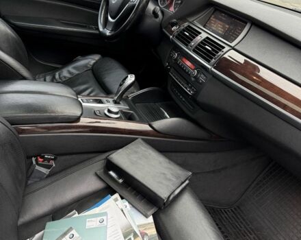 Черный БМВ Х6, объемом двигателя 4.4 л и пробегом 215 тыс. км за 15000 $, фото 3 на Automoto.ua