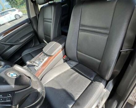 Черный БМВ Х6, объемом двигателя 3 л и пробегом 117 тыс. км за 19200 $, фото 16 на Automoto.ua