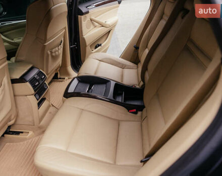 Черный БМВ Х6, объемом двигателя 3 л и пробегом 170 тыс. км за 17500 $, фото 18 на Automoto.ua