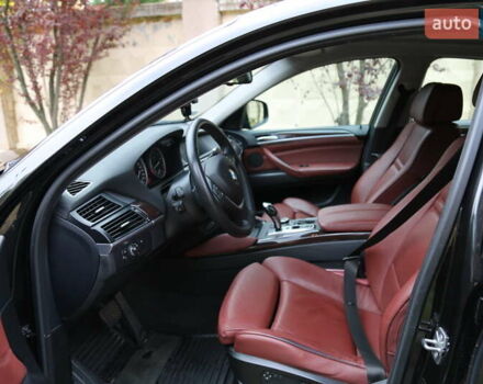 Чорний БМВ Х6, об'ємом двигуна 3 л та пробігом 165 тис. км за 20999 $, фото 9 на Automoto.ua