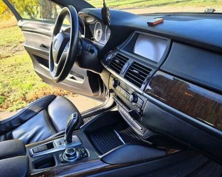 Черный БМВ Х6, объемом двигателя 4.4 л и пробегом 239 тыс. км за 14999 $, фото 18 на Automoto.ua