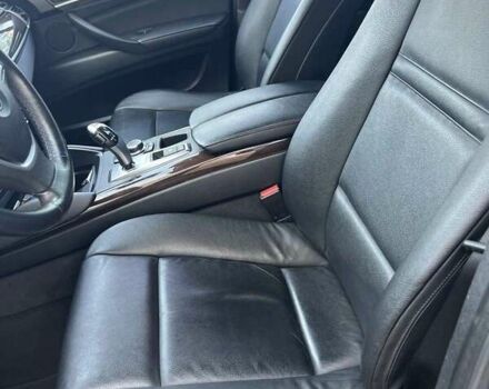 Черный БМВ Х6, объемом двигателя 3 л и пробегом 117 тыс. км за 19200 $, фото 12 на Automoto.ua