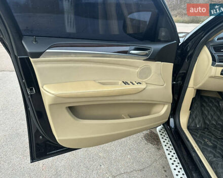 Чорний БМВ Х6, об'ємом двигуна 3 л та пробігом 225 тис. км за 15900 $, фото 13 на Automoto.ua