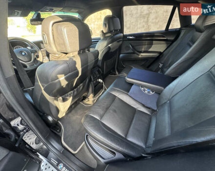Чорний БМВ Х6, об'ємом двигуна 3 л та пробігом 295 тис. км за 14950 $, фото 20 на Automoto.ua