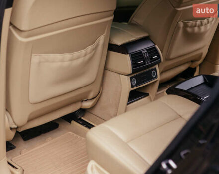 Черный БМВ Х6, объемом двигателя 3 л и пробегом 170 тыс. км за 17500 $, фото 13 на Automoto.ua