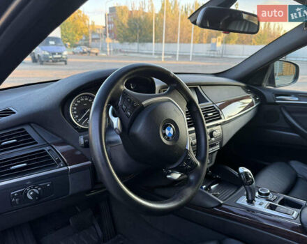 Чорний БМВ Х6, об'ємом двигуна 2.99 л та пробігом 360 тис. км за 24000 $, фото 14 на Automoto.ua