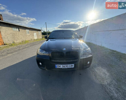 Чорний БМВ Х6, об'ємом двигуна 3 л та пробігом 295 тис. км за 14950 $, фото 10 на Automoto.ua