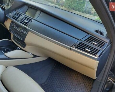 Черный БМВ Х6, объемом двигателя 4.4 л и пробегом 167 тыс. км за 19999 $, фото 14 на Automoto.ua