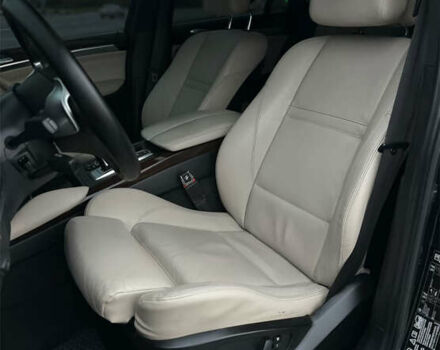 Черный БМВ Х6, объемом двигателя 2.99 л и пробегом 325 тыс. км за 23500 $, фото 16 на Automoto.ua