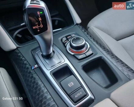 Черный БМВ Х6, объемом двигателя 3 л и пробегом 269 тыс. км за 19999 $, фото 25 на Automoto.ua