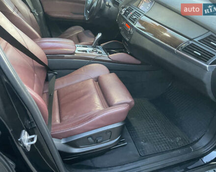 Черный БМВ Х6, объемом двигателя 3 л и пробегом 270 тыс. км за 15999 $, фото 10 на Automoto.ua