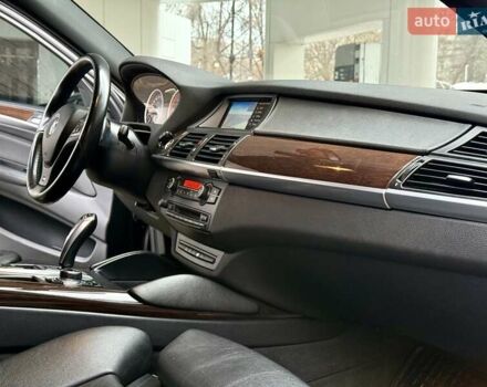 Чорний БМВ Х6, об'ємом двигуна 3 л та пробігом 247 тис. км за 22900 $, фото 36 на Automoto.ua