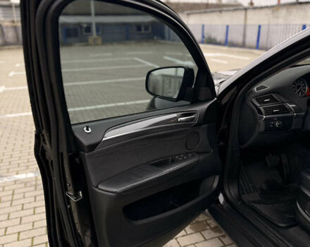 Черный БМВ Х6, объемом двигателя 2.98 л и пробегом 144 тыс. км за 19200 $, фото 17 на Automoto.ua