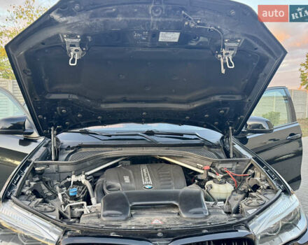 Чорний БМВ Х6, об'ємом двигуна 2.99 л та пробігом 173 тис. км за 35000 $, фото 44 на Automoto.ua