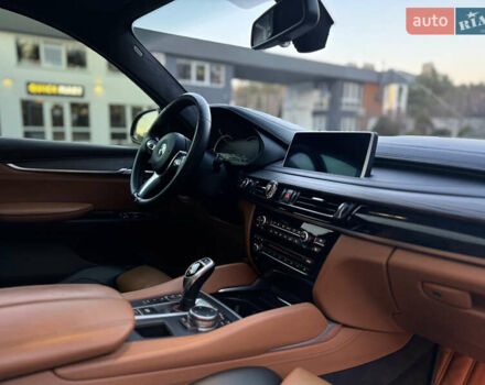 Чорний БМВ Х6, об'ємом двигуна 2.99 л та пробігом 217 тис. км за 35999 $, фото 36 на Automoto.ua