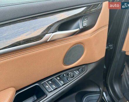 Чорний БМВ Х6, об'ємом двигуна 2.99 л та пробігом 173 тис. км за 35000 $, фото 49 на Automoto.ua