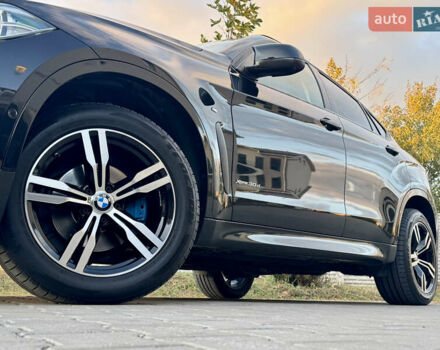Чорний БМВ Х6, об'ємом двигуна 2.99 л та пробігом 173 тис. км за 35000 $, фото 23 на Automoto.ua