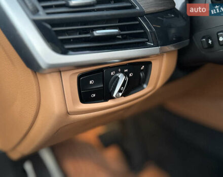 Чорний БМВ Х6, об'ємом двигуна 2.99 л та пробігом 217 тис. км за 35999 $, фото 25 на Automoto.ua