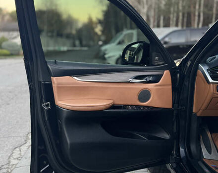 Чорний БМВ Х6, об'ємом двигуна 2.99 л та пробігом 217 тис. км за 35999 $, фото 19 на Automoto.ua