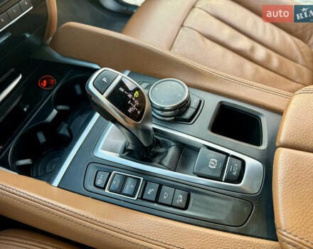 Чорний БМВ Х6, об'ємом двигуна 2.99 л та пробігом 173 тис. км за 35000 $, фото 59 на Automoto.ua